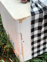 Load image into Gallery viewer, Rustic Christmas presents Set of 2. Christmas decorations. Rustic Christmas decor. Buffalo plaid Christmas decor. Wooden Christmas presents.